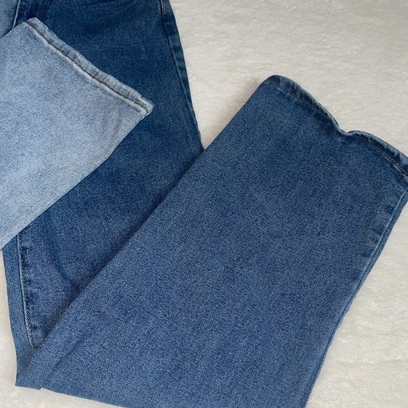 Juniors Almost Famous Two-Tone 90’s Jeans size 0 - Picture 6 of 11